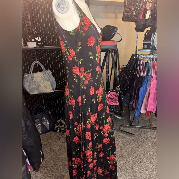 Sourpuss Rose Garden Maxi Dress - Picture 3 of 3